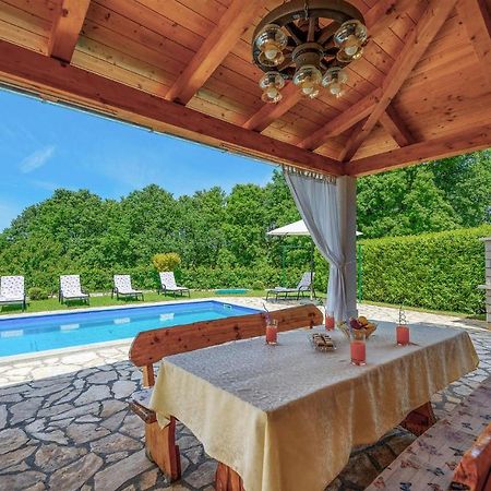 Cozy Home In Pamici With Kitchen Exterior foto
